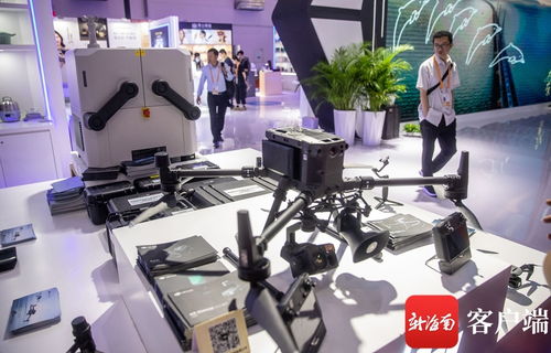 光影消博 機器人、無人機等科技產(chǎn)品引領(lǐng)專業(yè)領(lǐng)域創(chuàng)新